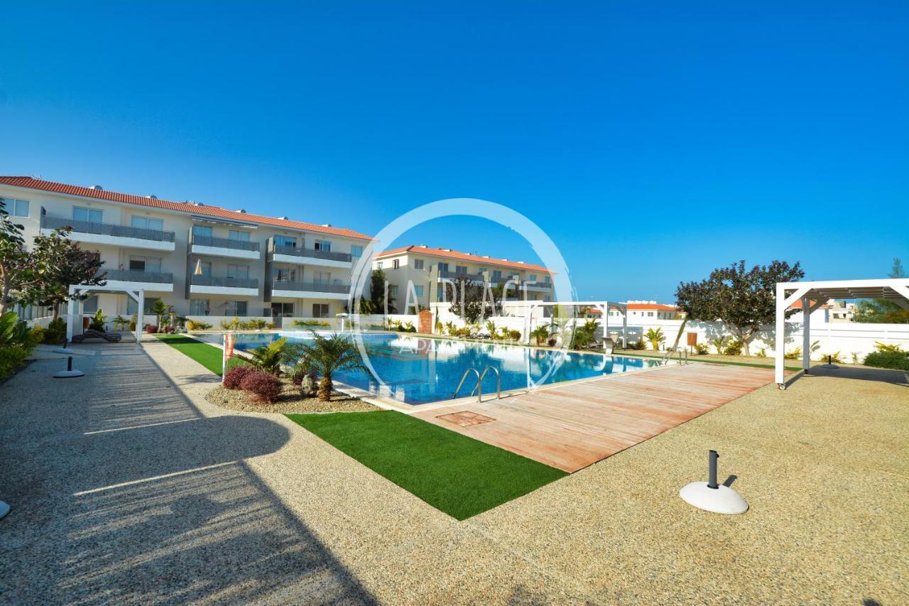 ♥ Sunny&Cozy Family Apartment ★ Walk To The Beach☼ Paralimni Eksteriør billede