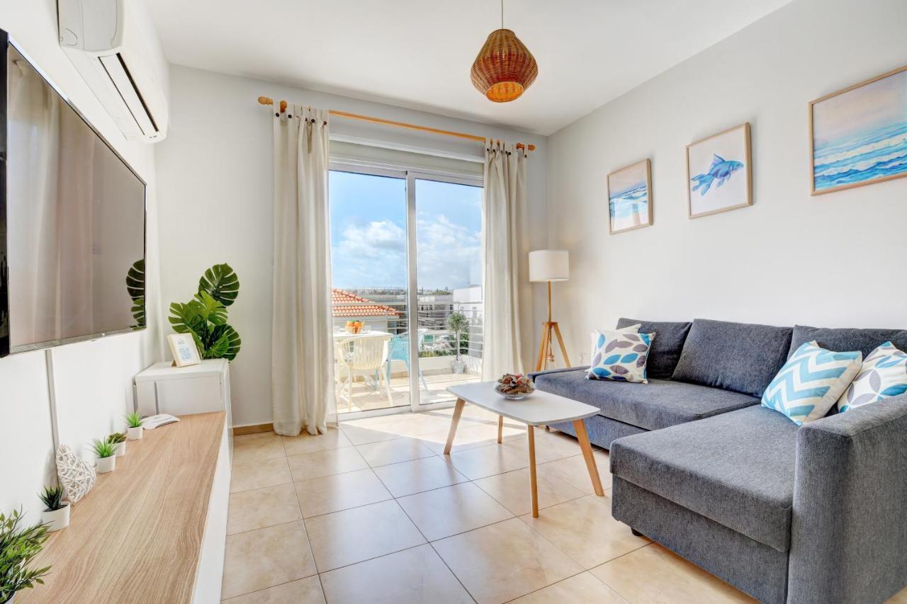 ♥ Sunny&Cozy Family Apartment ★ Walk To The Beach☼ Paralimni Eksteriør billede
