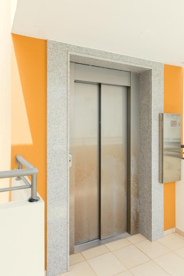♥ Sunny&Cozy Family Apartment ★ Walk To The Beach☼ Paralimni Eksteriør billede